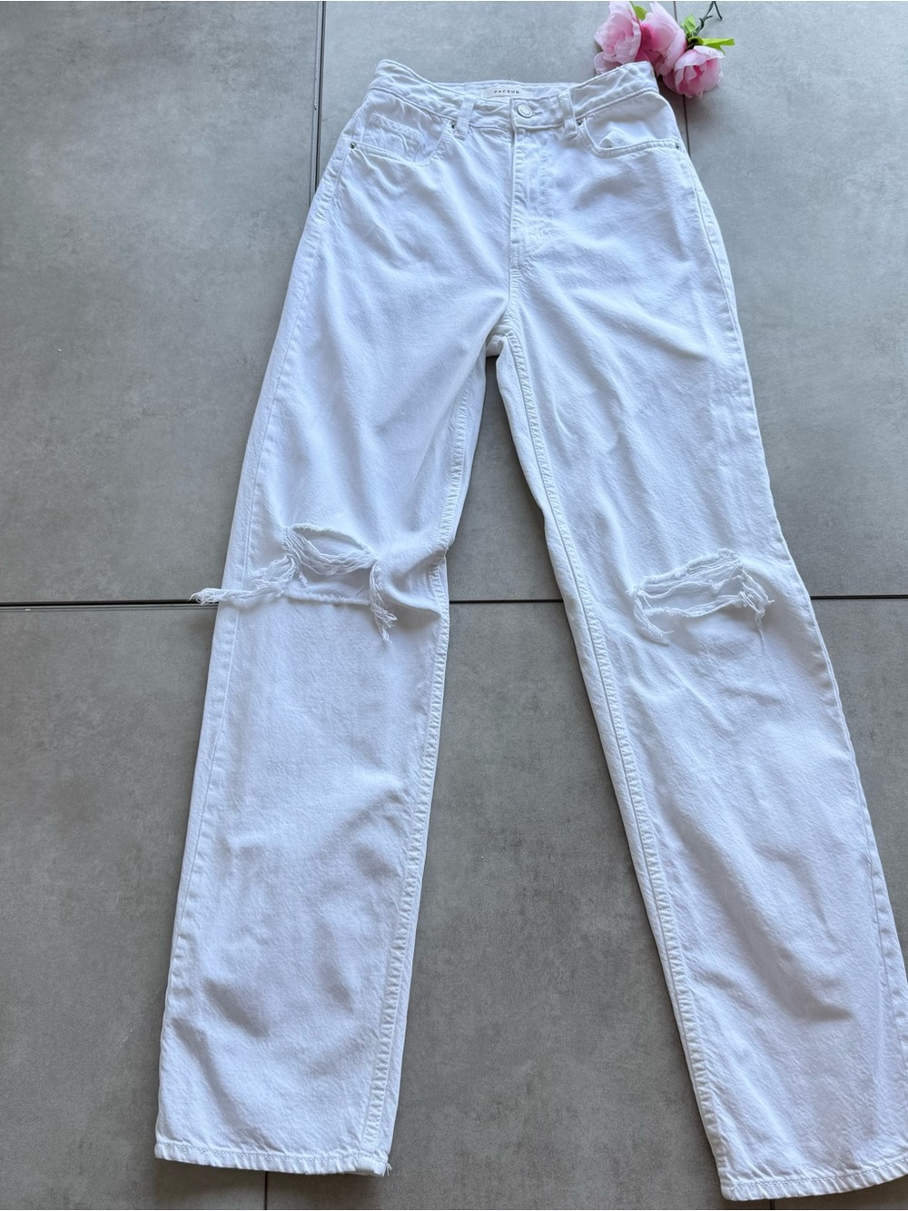 Pacsun straight legs SZ 26 white high Rise distressed Pacific sunwear Cotton